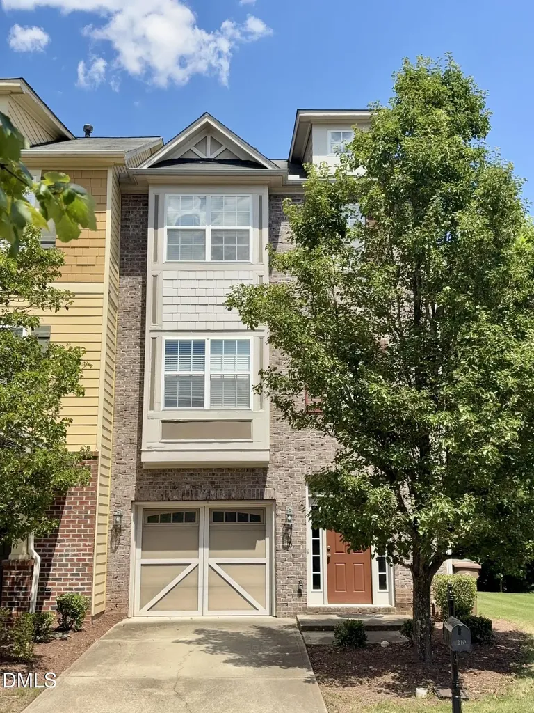 210 Linden Park Lane Cary NC 27519