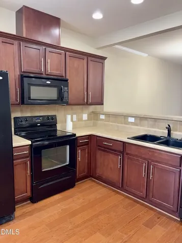 210 Linden Park Lane Cary NC 27519