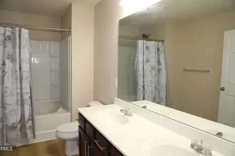 210 Linden Park Lane Cary NC 27519