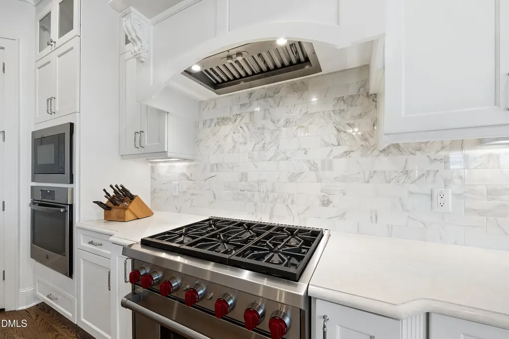 5109 Wainscott Way Raleigh NC 27612