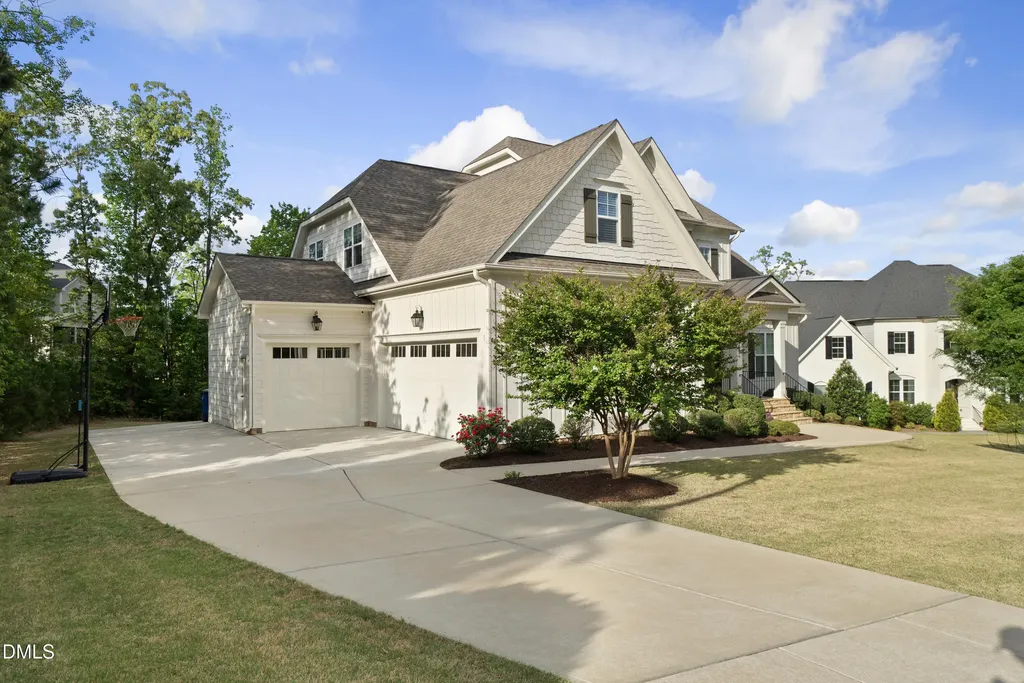 5109 Wainscott Way Raleigh NC 27612