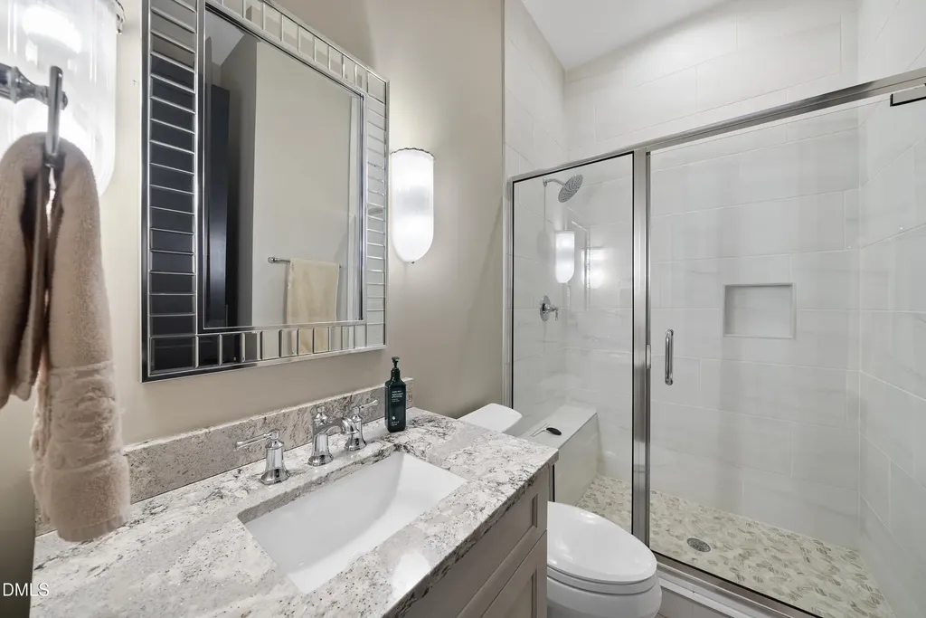 5109 Wainscott Way Raleigh NC 27612