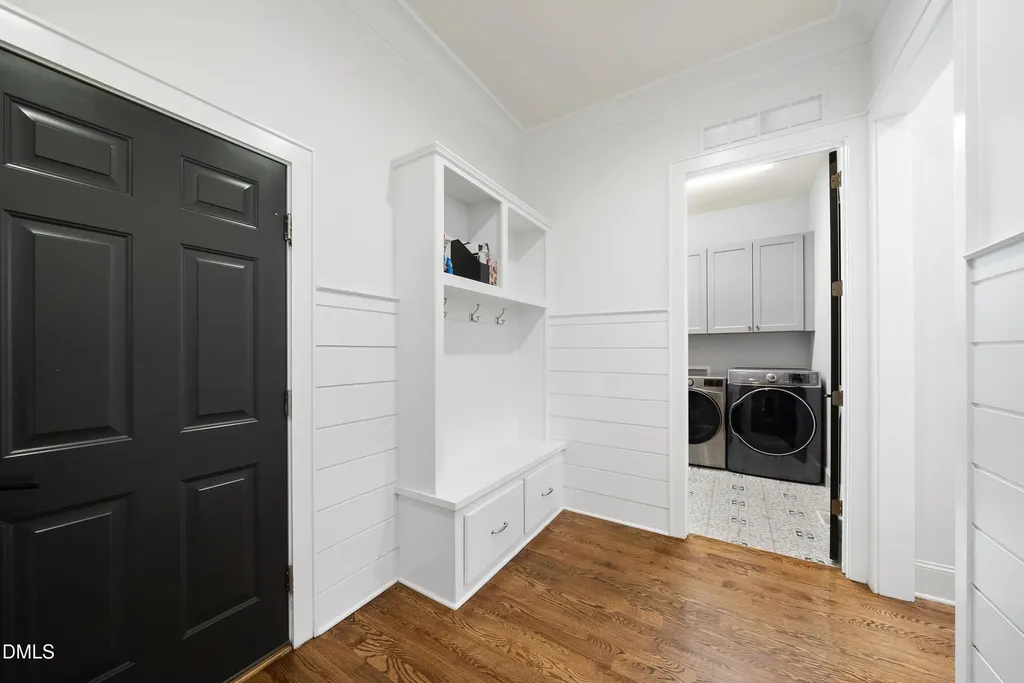 5109 Wainscott Way Raleigh NC 27612