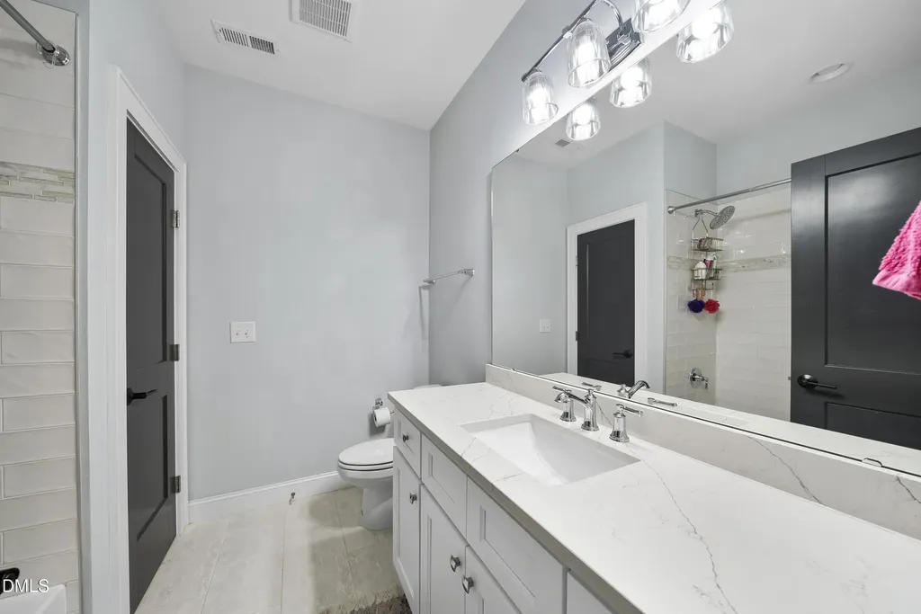 5109 Wainscott Way Raleigh NC 27612