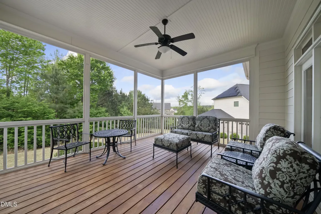 5109 Wainscott Way Raleigh NC 27612