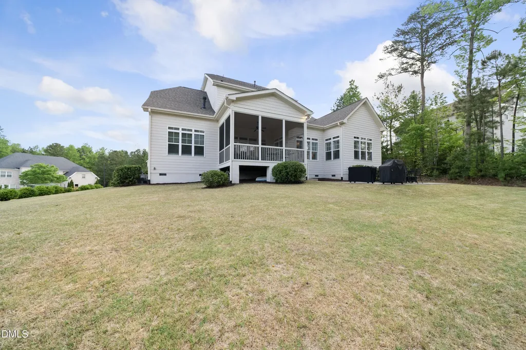 5109 Wainscott Way Raleigh NC 27612
