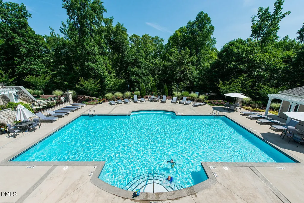 5109 Wainscott Way Raleigh NC 27612