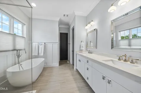 5109 Wainscott Way Raleigh NC 27612