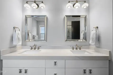 5109 Wainscott Way Raleigh NC 27612