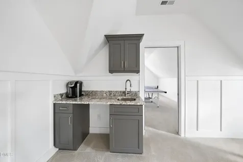 5109 Wainscott Way Raleigh NC 27612
