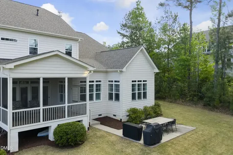 5109 Wainscott Way Raleigh NC 27612