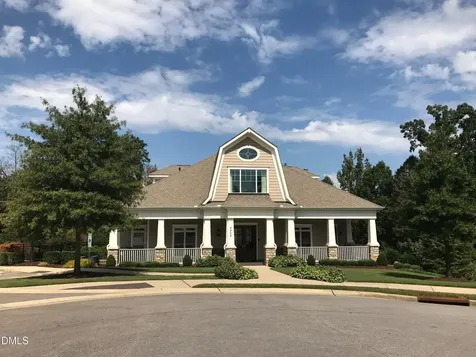 5109 Wainscott Way Raleigh NC 27612