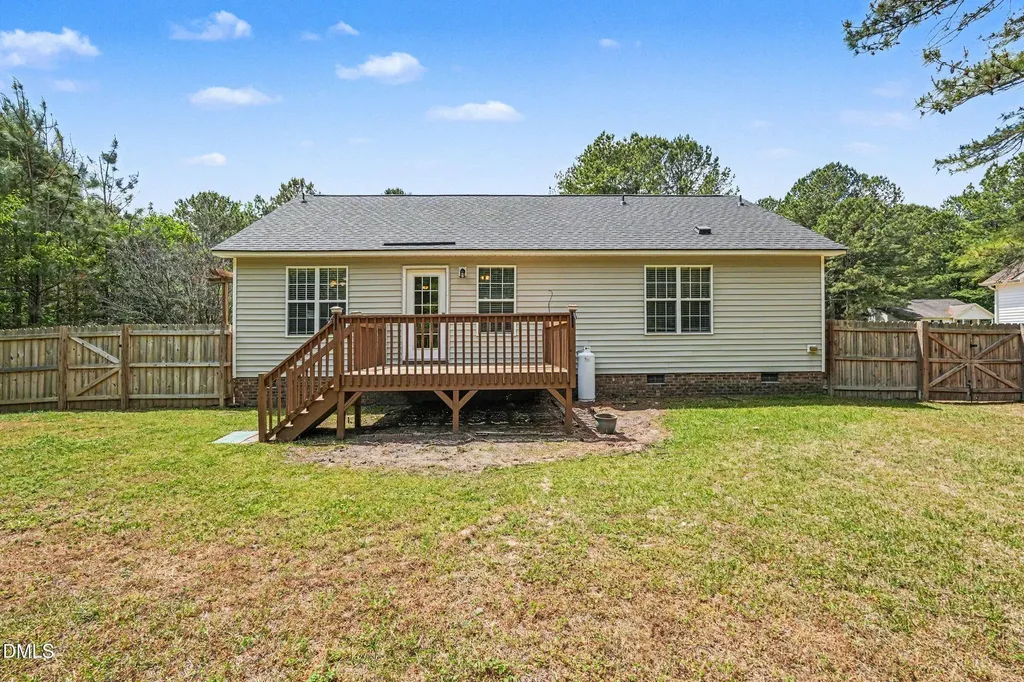191 Duck Pond Lane Clayton NC 27520