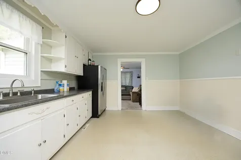 3046 Cherokee Drive Elon NC 27244