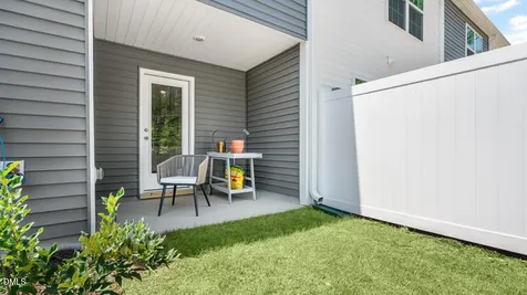 8747 Asher Gray Way Raleigh NC 27616