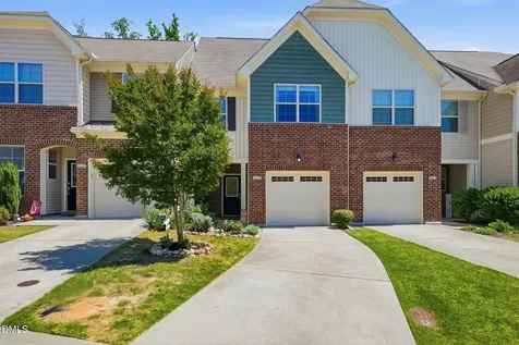 1007 Contessa Drive Cary NC 27513