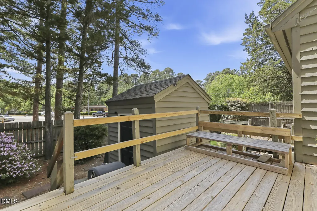 902 Albany Court Raleigh NC 27615