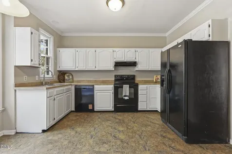 902 Albany Court Raleigh NC 27615