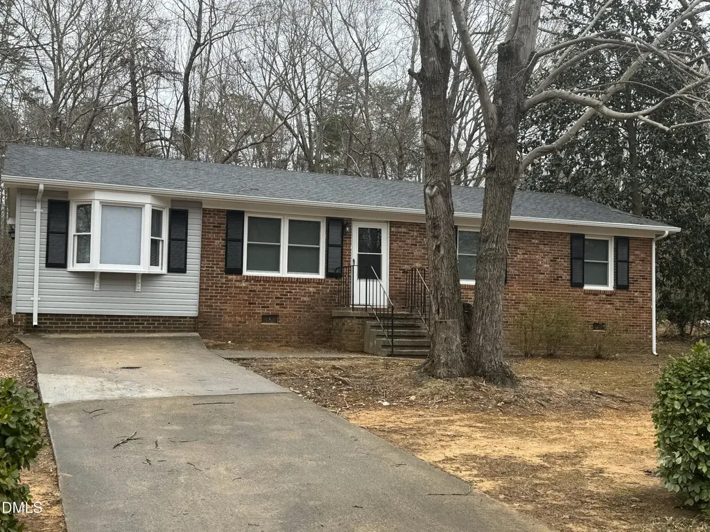 205 Lancaster Road Mebane NC 27302