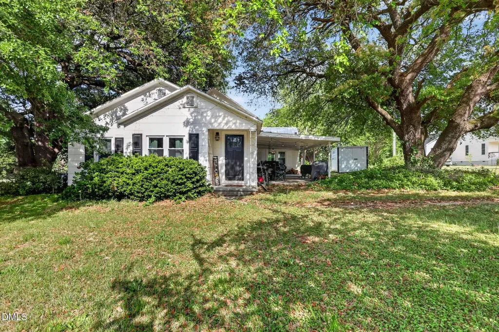 113 Clayton Road Angier NC 27501