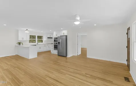 4713 S Nc 87 Graham NC 27253