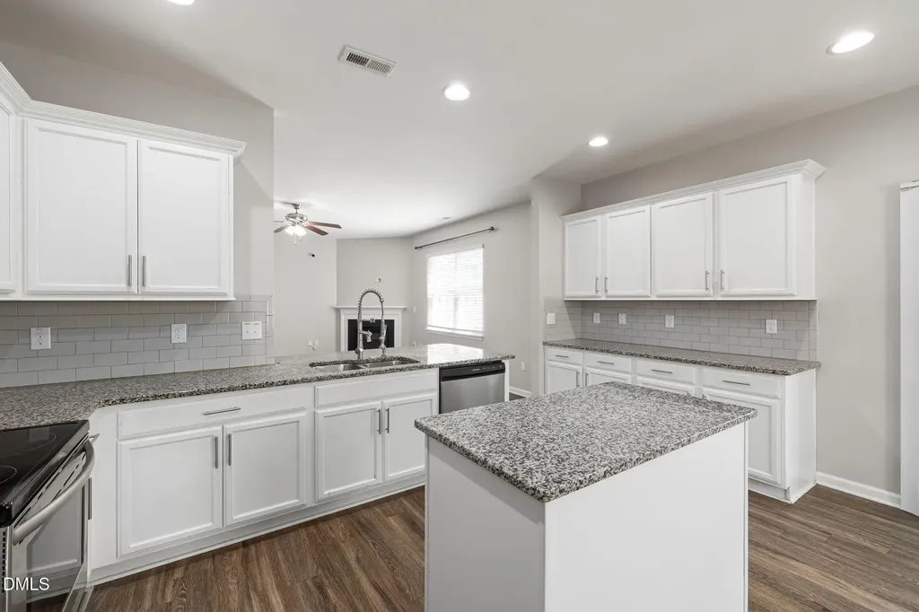 79 Purple Trace Clayton NC 27527