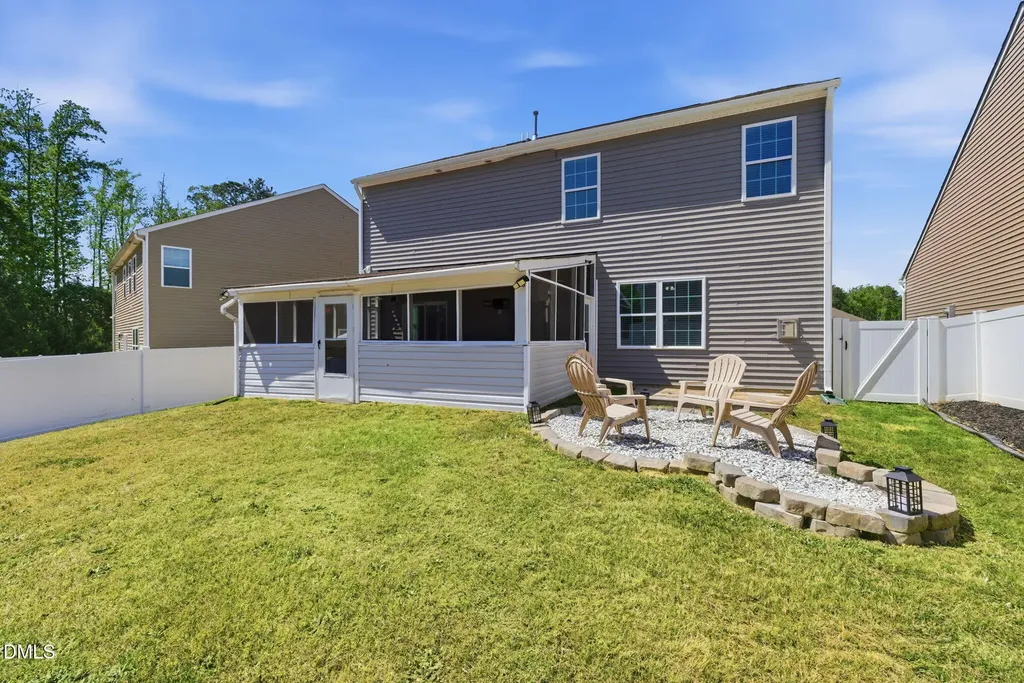 79 Purple Trace Clayton NC 27527