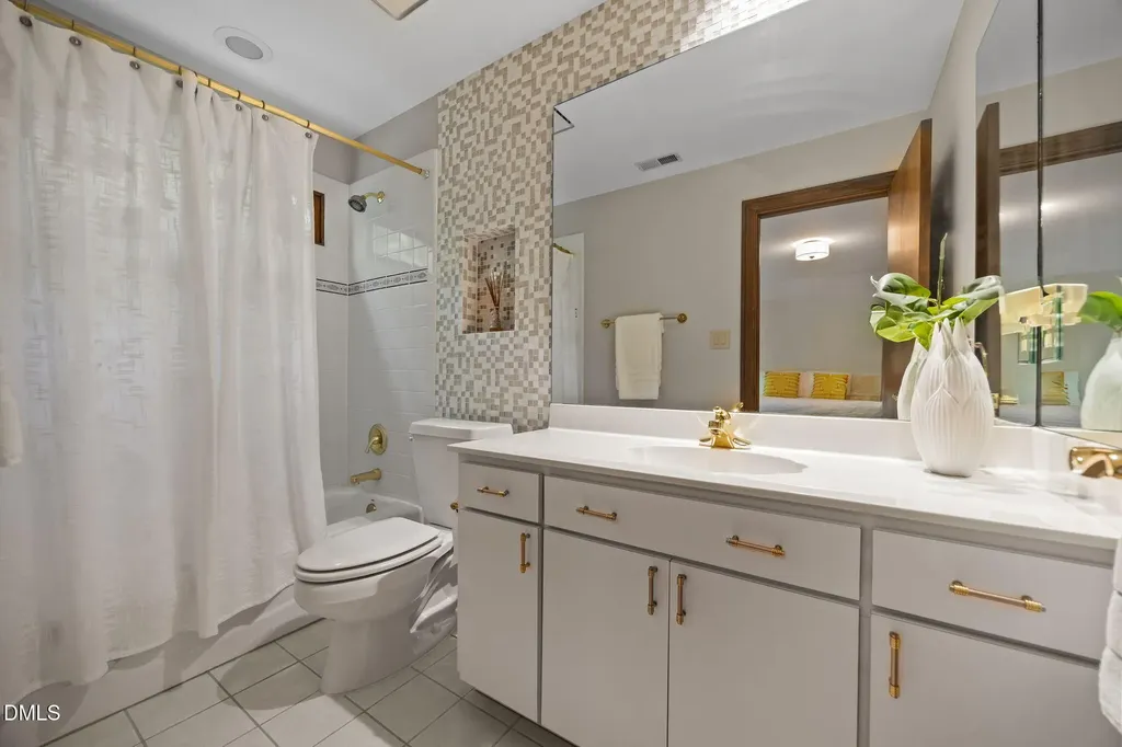 12117 Cliffside Circle Raleigh NC 27609