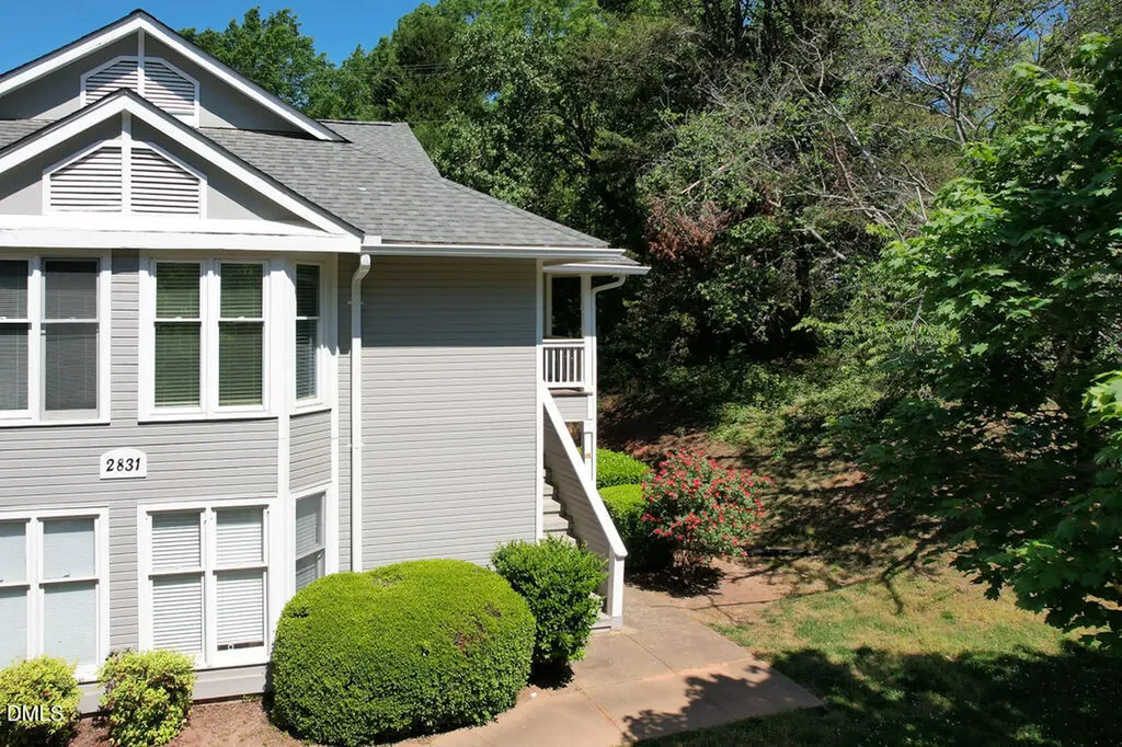 2831 Edridge Court Raleigh NC 27612