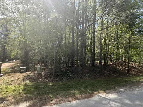 4 Plantation Henderson NC 27537