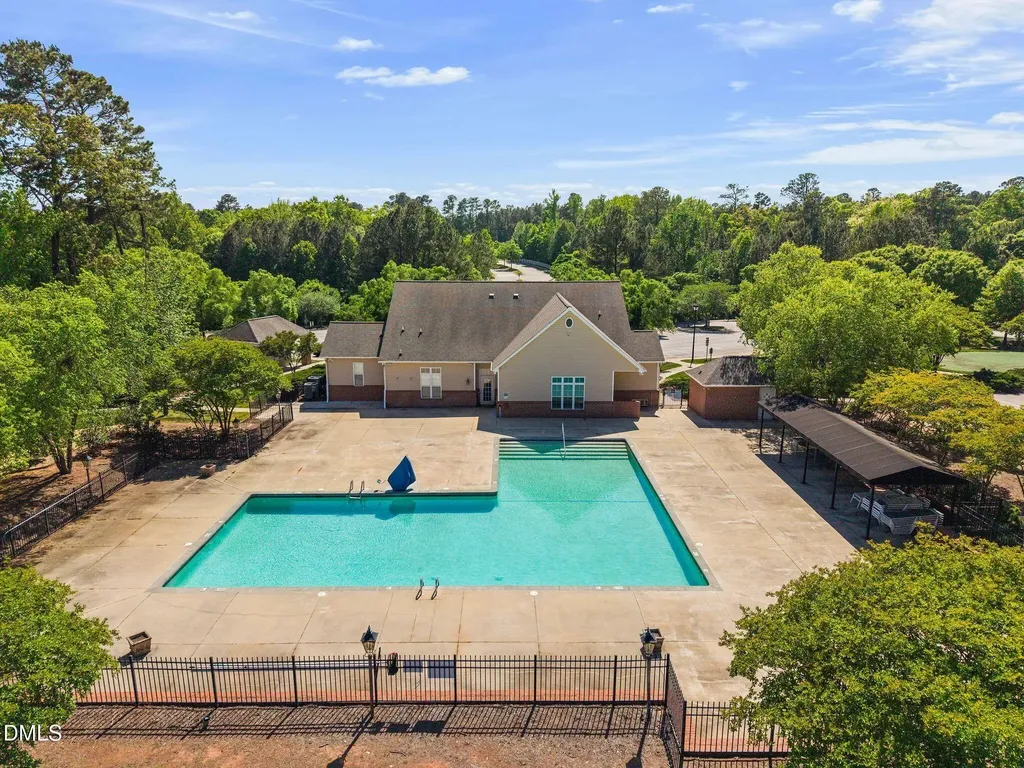2400 Huntscroft Lane Raleigh NC 27617
