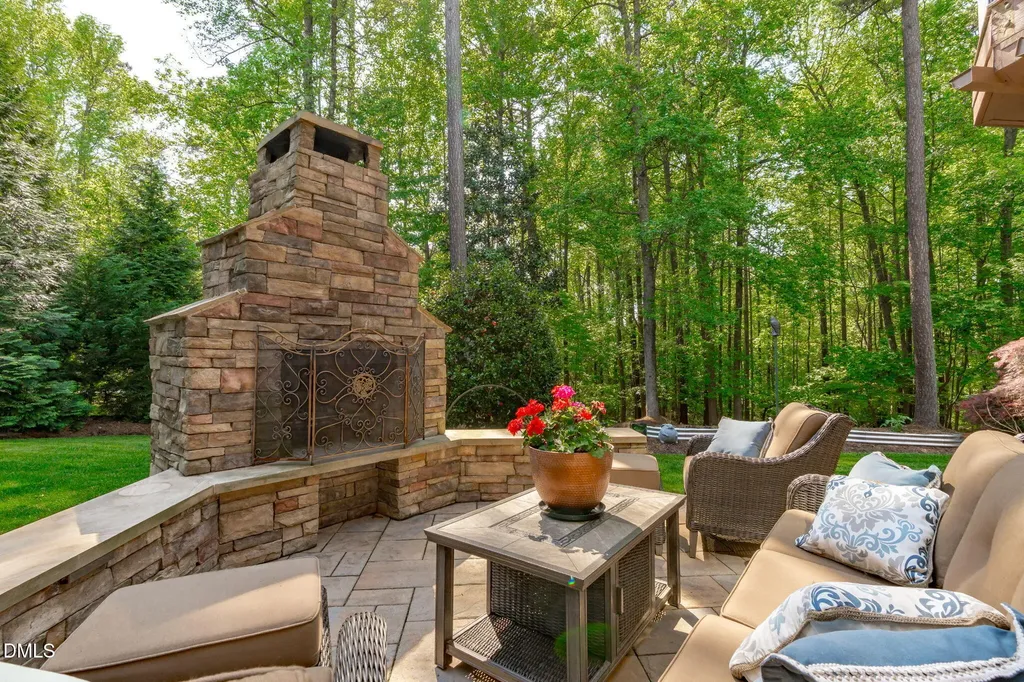 6001 Drumquin Drive Raleigh NC 27614