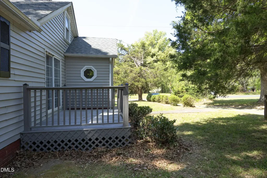2490 Freshwater Road Haw River NC 27258