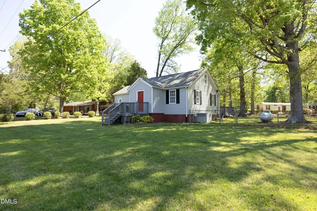 2490 Freshwater Road Haw River NC 27258
