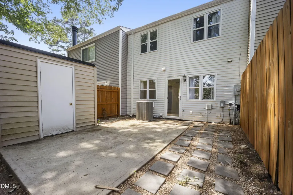 7728 Crown Crest Court Raleigh NC 27615