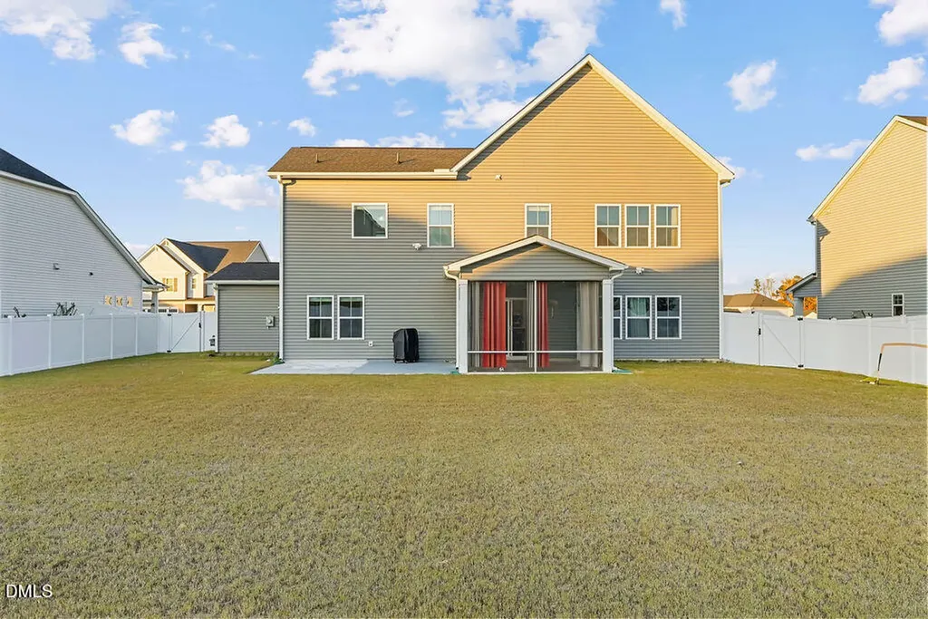 2016 Delaney Hills Lane Fuquay Varina NC 27526
