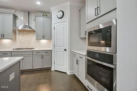 2016 Delaney Hills Lane Fuquay Varina NC 27526
