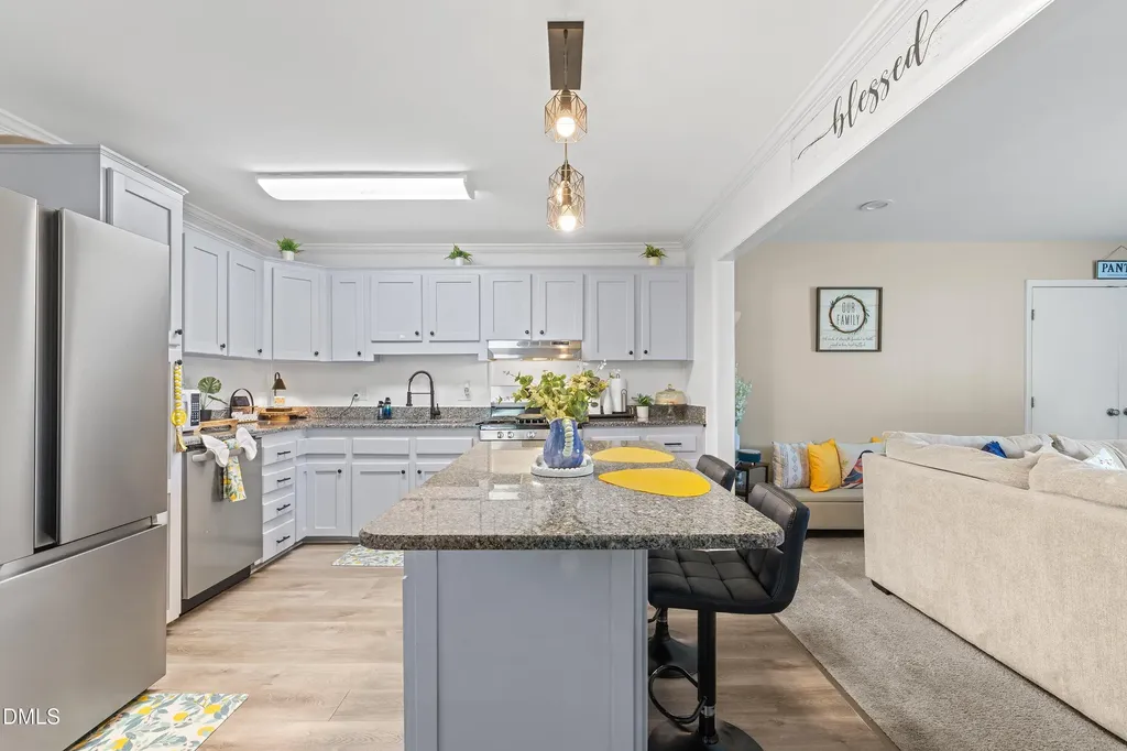 117 Holly Avenue Dunn NC 28334