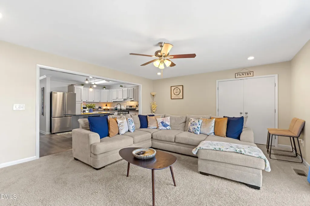 117 Holly Avenue Dunn NC 28334