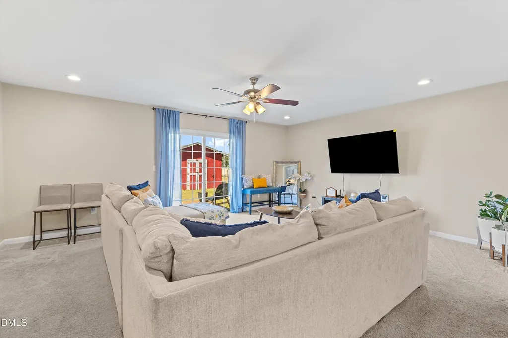 117 Holly Avenue Dunn NC 28334