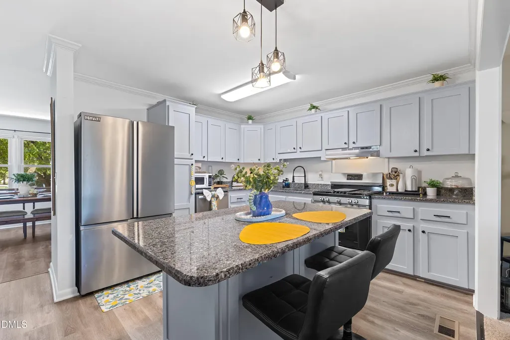 117 Holly Avenue Dunn NC 28334