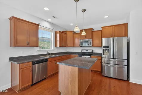 2759 Shepherd Valley Street Raleigh NC 27610