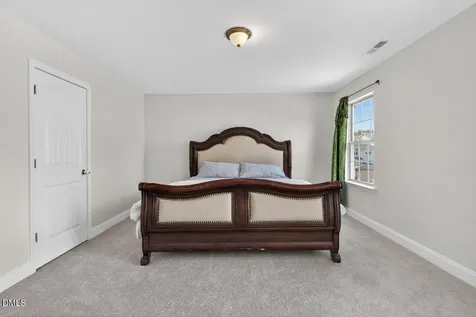 2759 Shepherd Valley Street Raleigh NC 27610