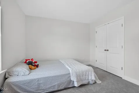 2759 Shepherd Valley Street Raleigh NC 27610