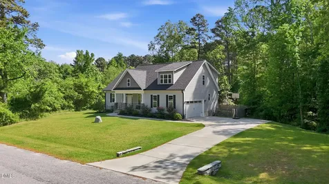 211 Long Street Fuquay Varina NC 27526