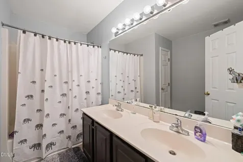 178 Glendale Drive Youngsville NC 27596