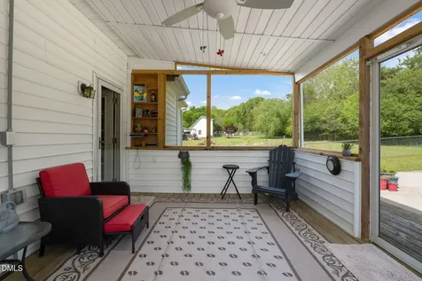 178 Glendale Drive Youngsville NC 27596