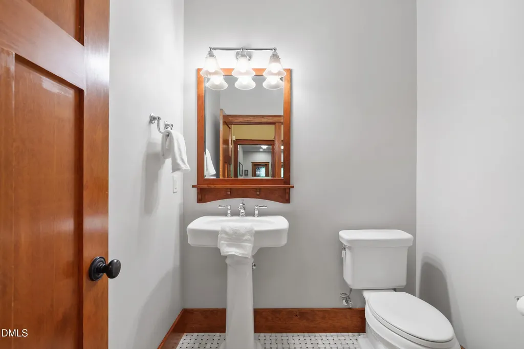 6320 Kanawa Lane Raleigh NC 27614