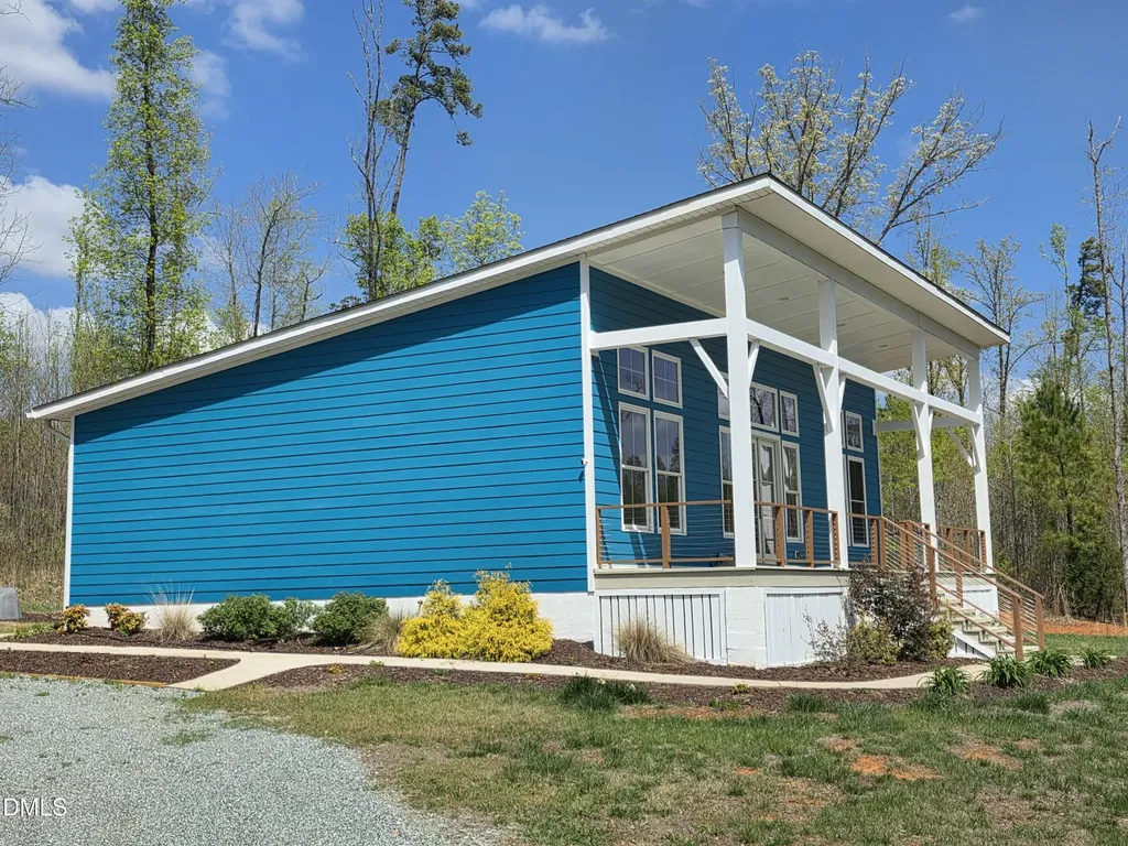 5470 Thom Road Mebane NC 27302
