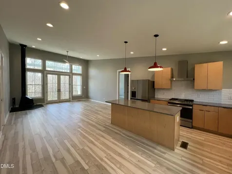 5470 Thom Road Mebane NC 27302